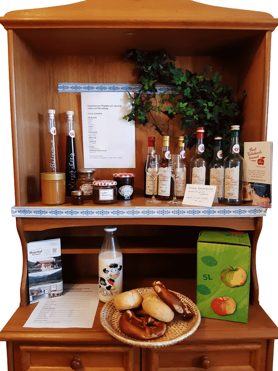MoarHof Feilnbach-Produkte auf Wunsch immer frisch in der Ferienwohnung. Auch Semmeln vom örtlichen Bäcker. MoarHof Feilnbach-Produkte auf Wunsch immer frisch in der Ferienwohnung. Auch Semmeln vom örtlichen Bäcker.